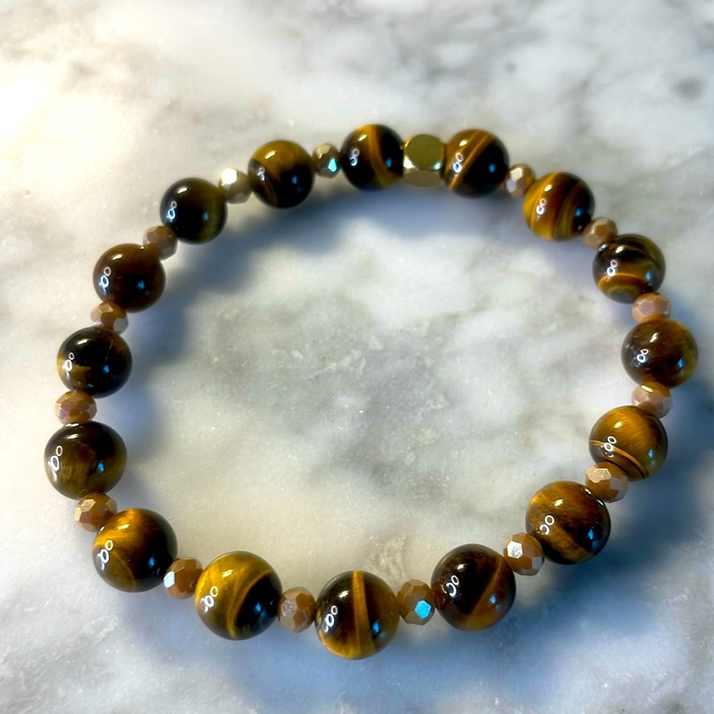 Tigers 🐅 eye bracelet in 7”